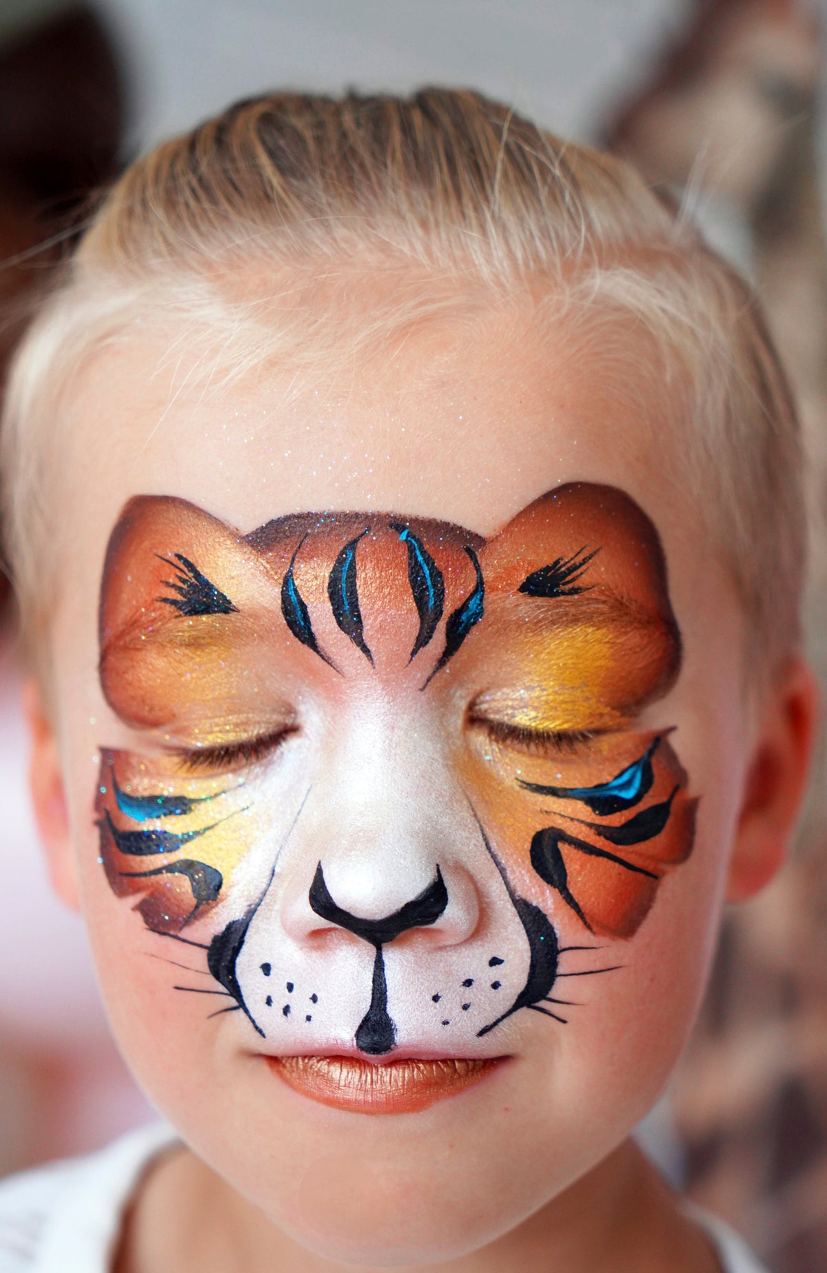 Tiger Face Paint Tutorial: Step by Step